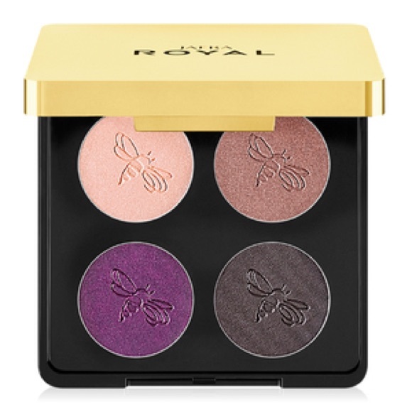 Makeup - Picture 2 of 7